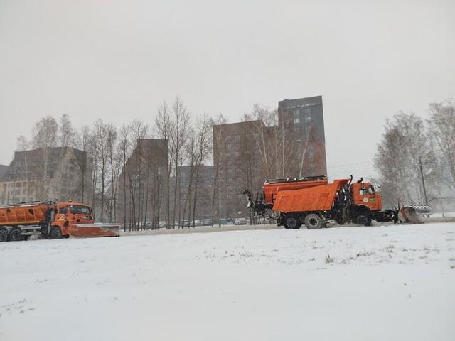 Фото Появились кадры мощной метели, накрывшей Новосибирск 8 ноября 9 - Сиб.ФМ Фото Появились кадры мощной метели, накрывшей Новосибирск 8 ноября 9