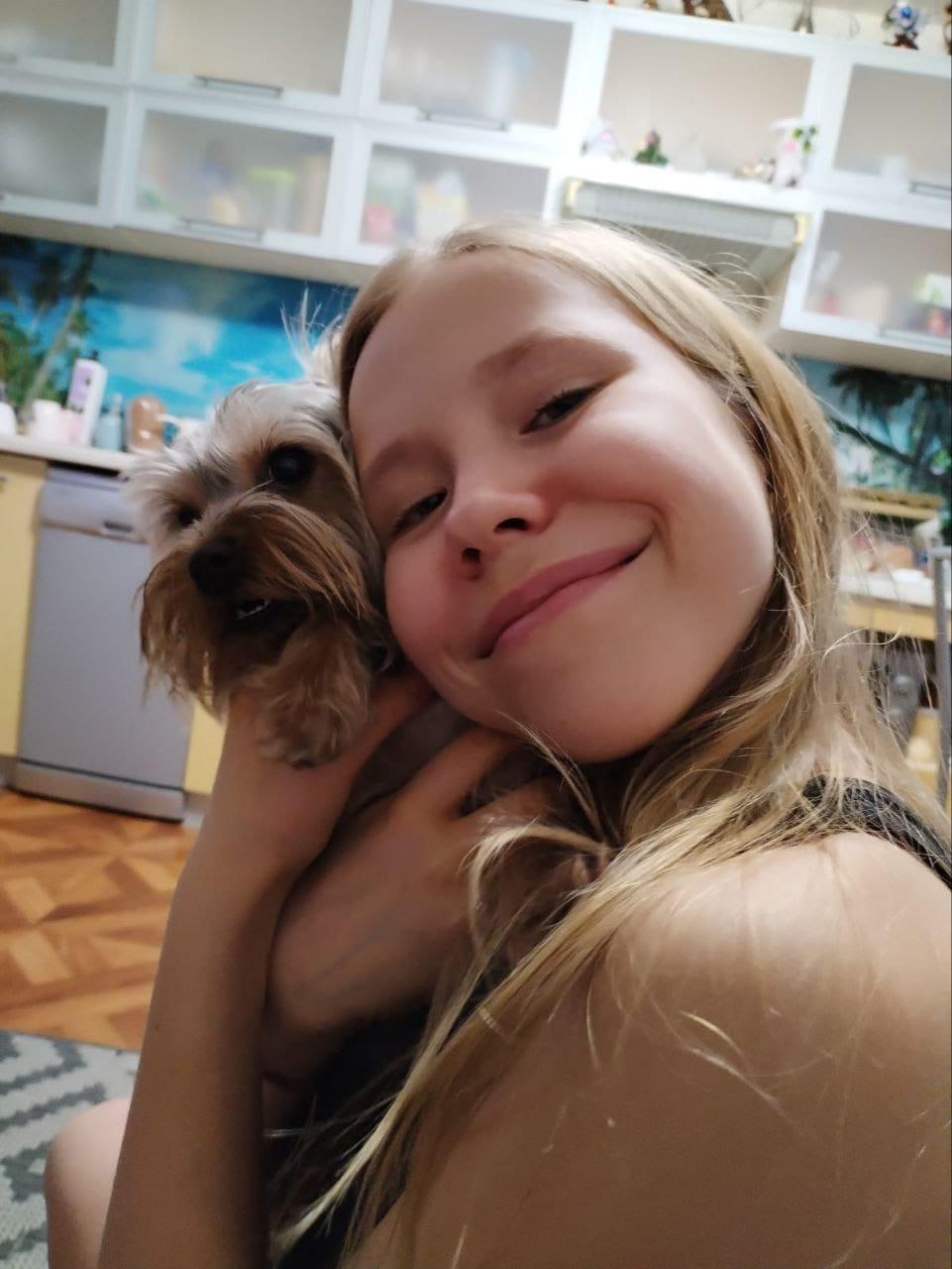 Фото Шпиц Терешковой, киски Илюхина и пудель Кальченко: депутаты новосибирского Заксобрания показали своих питомцев 7