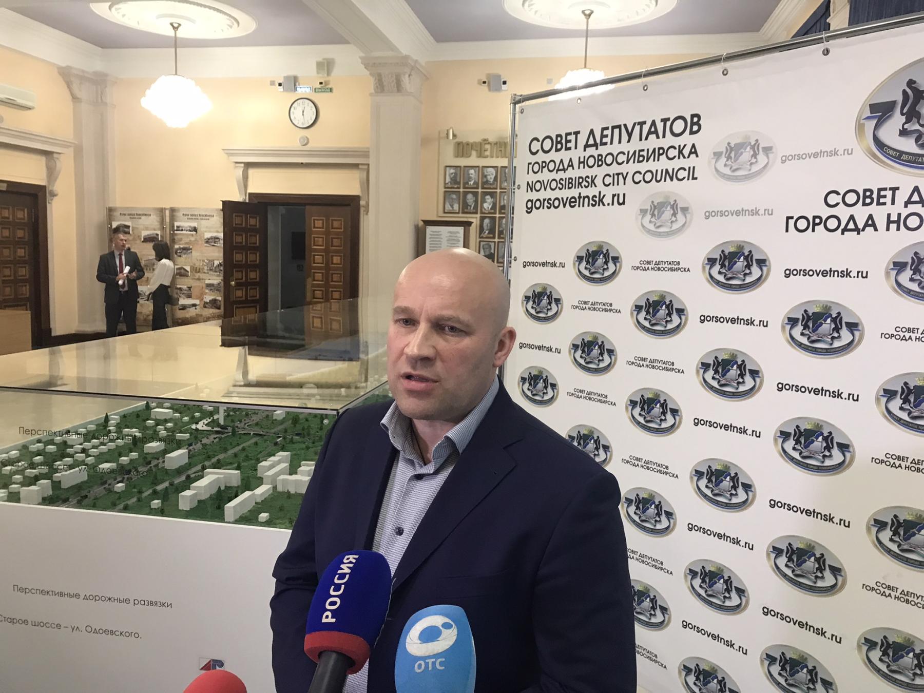 Фото В Новосибирске планируют увеличить штрафы за разрытые улицы 2