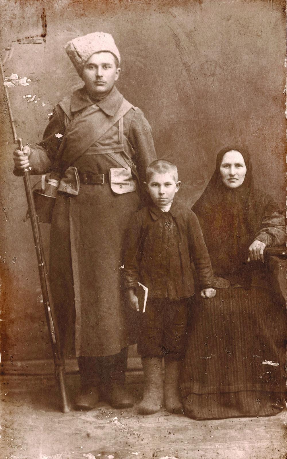 Фото Опубликованы кадры новосибирцев в годы Первой мировой войны 6 - Сиб.ФМ Фото Опубликованы кадры новосибирцев в годы Первой мировой войны 6