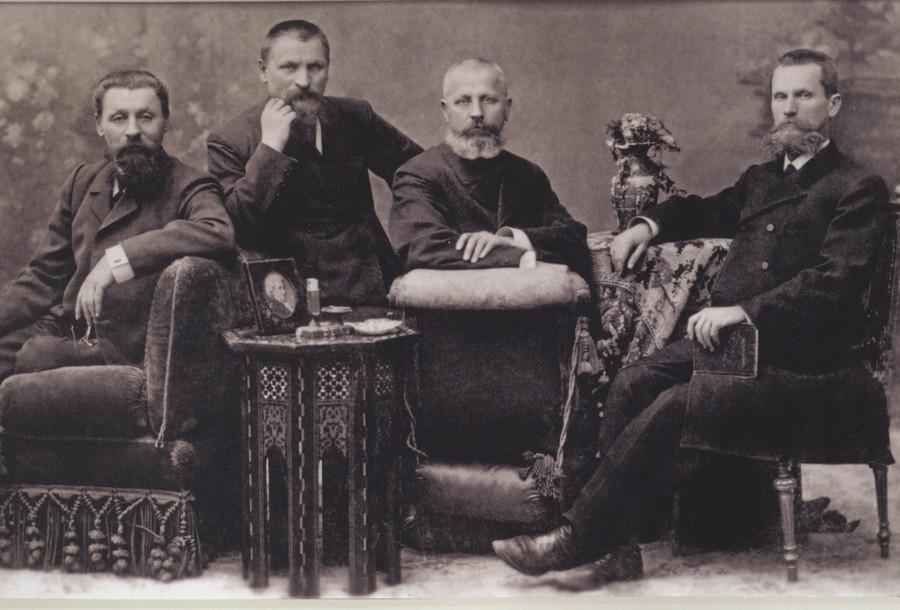 Фото Сотни трупов на земле. В Новосибирске опубликованы страшные кадры в годы революции 1917 года 3 - Сиб.ФМ Фото Сотни трупов на земле. В Новосибирске опубликованы страшные кадры в годы революции 1917 года 3