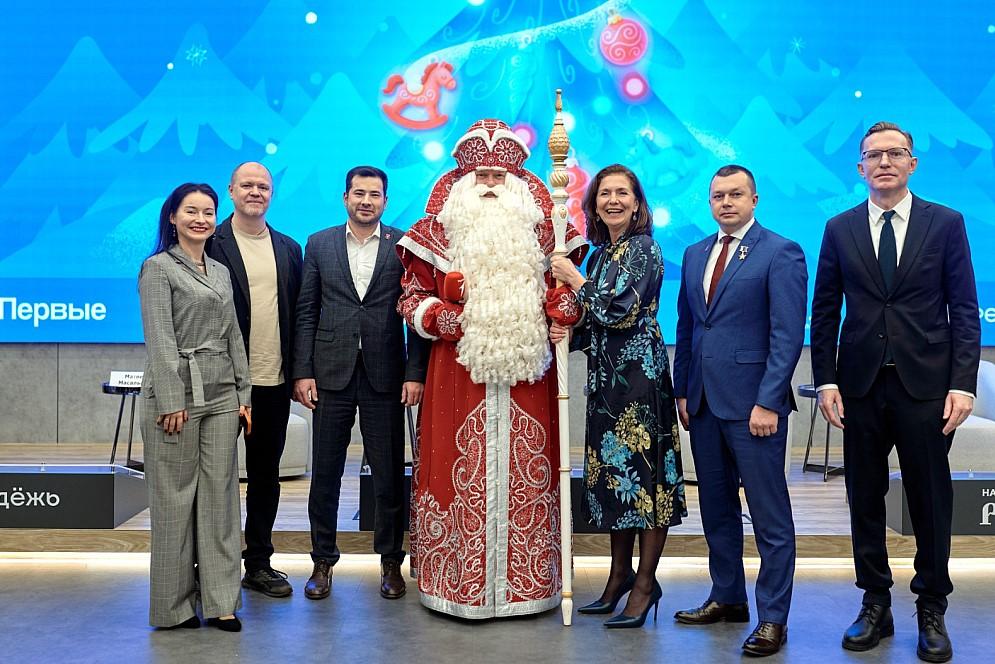 Фото Движение Первых провело пресс-конференцию, посвящённую старту Всероссийской акции «Ёлка желаний» 4 - Сиб.ФМ Фото Движение Первых провело пресс-конференцию, посвящённую старту Всероссийской акции «Ёлка желаний» 4