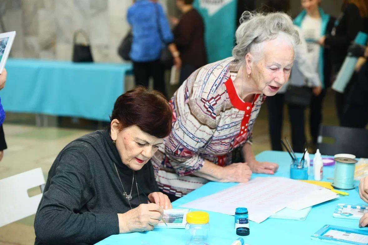 Фото В Новосибирске «Новые люди» запустили проект поддержки старшего поколения «Жить по-новому» 3 - Сиб.ФМ Фото В Новосибирске «Новые люди» запустили проект поддержки старшего поколения «Жить по-новому» 3