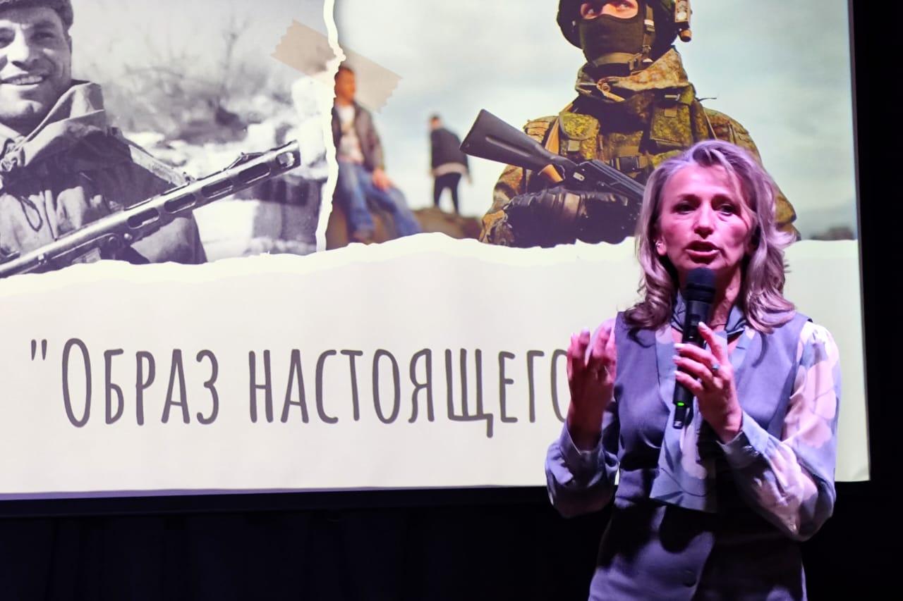 Фото Новосибирские школьники стали участниками «Патриотического форума «Между прошлым и будущим» 2