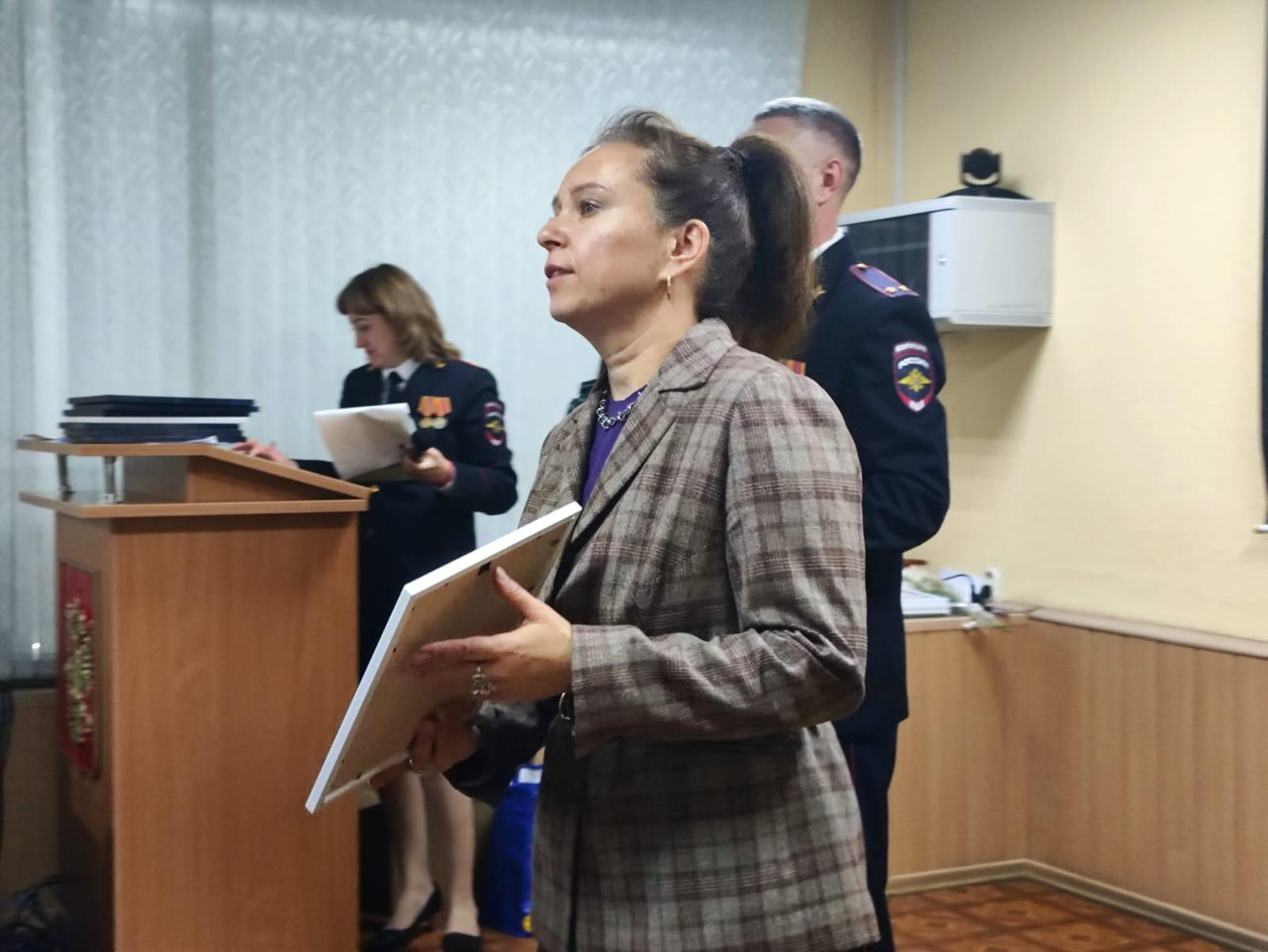 Фото Новосибирские полицейские отметили День сотрудников органов внутренних дел РФ 4 - Сиб.ФМ Фото Новосибирские полицейские отметили День сотрудников органов внутренних дел РФ 4