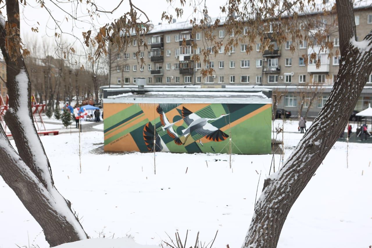 Фото В новом сквере на Лазарева оборудовали площадку для выступлений воспитанников музыкальной школы 6 - Сиб.ФМ Фото В новом сквере на Лазарева оборудовали площадку для выступлений воспитанников музыкальной школы 6