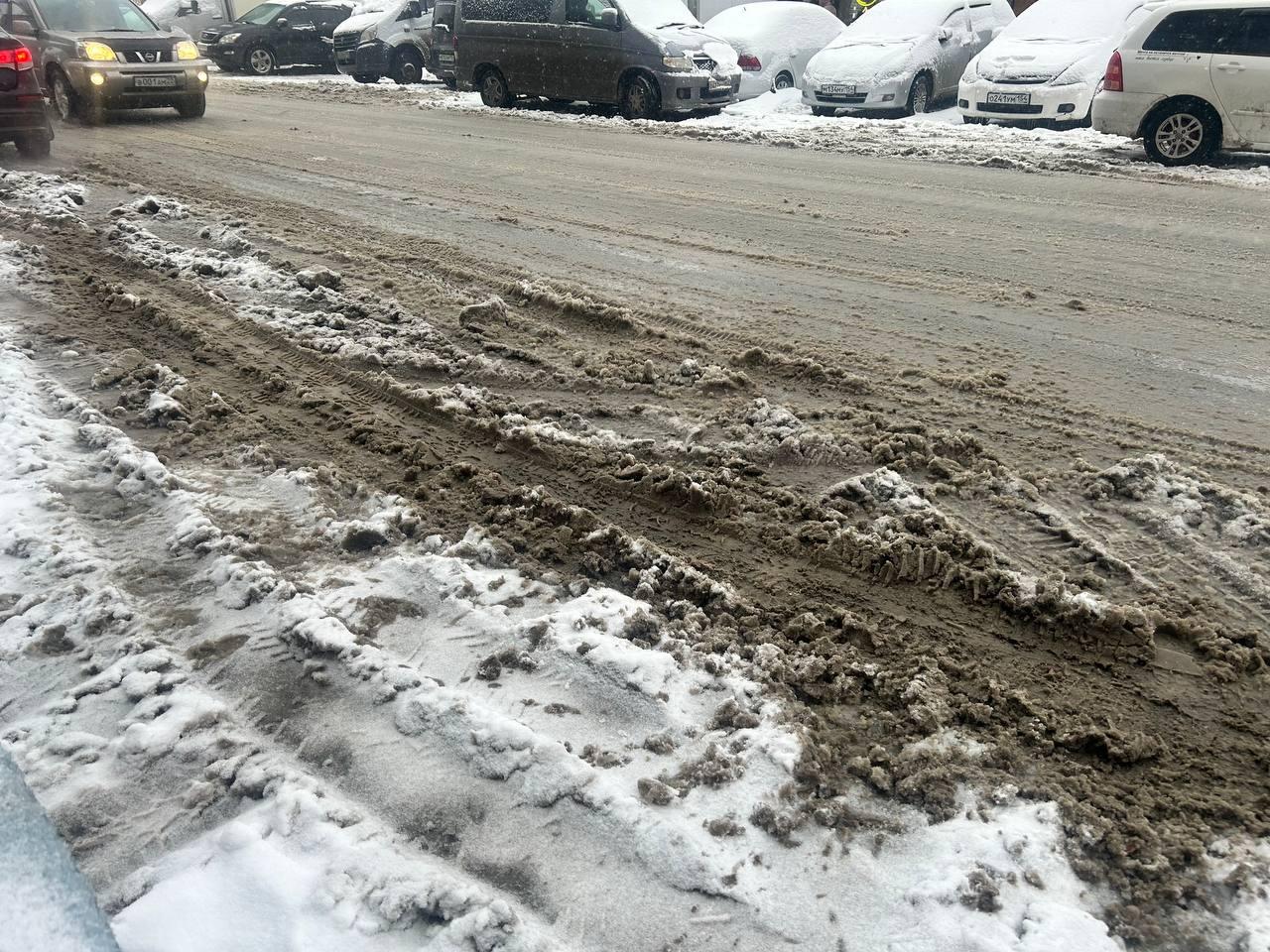 Фото В Новосибирске образовалась слякоть на дорогах после метели 3 - Сиб.ФМ Фото В Новосибирске образовалась слякоть на дорогах после метели 3