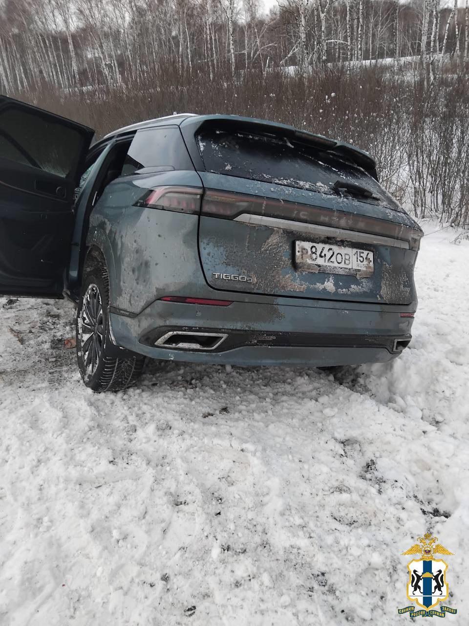 Фото Страшные кадры аварии. Опубликованы подробности гибели трёх человек на трассе в Новосибирской области 3 - Сиб.ФМ Фото Страшные кадры аварии. Опубликованы подробности гибели трёх человек на трассе в Новосибирской области 3