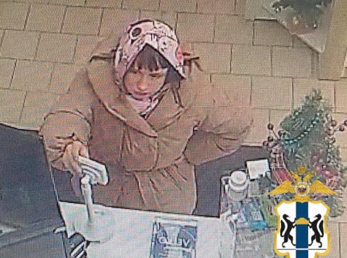 Фото В Новосибирске ищут женщину, оплатившую покупки чужой картой 2