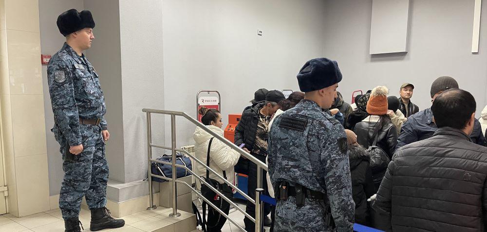 Фото Оплата проезда по геопозиции и выдворение мигрантов: главное в Новосибирске 18 ноября 3 - Сиб.ФМ Фото Оплата проезда по геопозиции и выдворение мигрантов: главное в Новосибирске 18 ноября 3