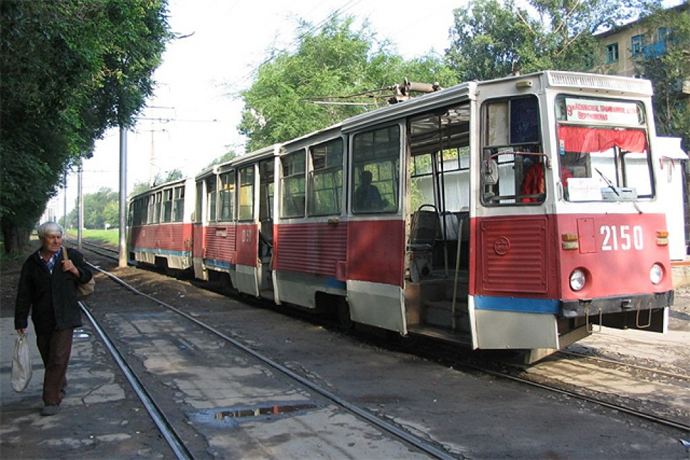 Движение трамваев 14. Трамвай Новосибирск. Трамвай 13 Новосибирск. 14 Трамвай Новосибирск. Трамвай 20 Новосибирск.