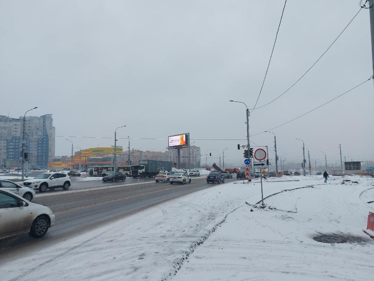 Фото Новосибирск завалило снегом 31 октября: десять лучших кадров зимнего города 6