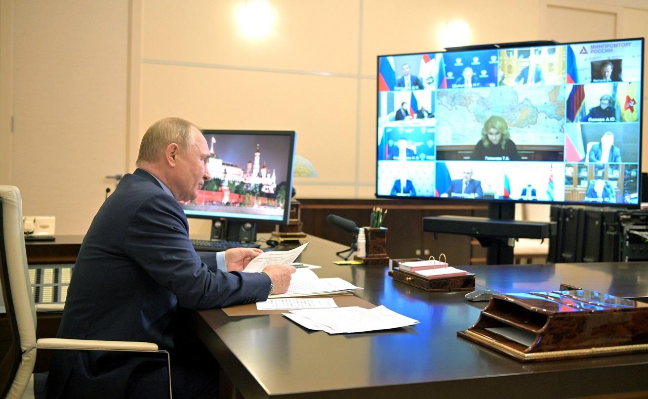 Фото Путин дал добро на два выходных после вакцинации от COVID-19: как оформить больничный 2