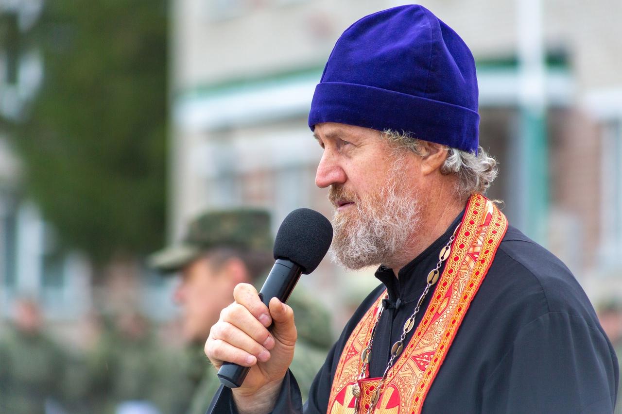 Фото В Новосибирске мотострелковому подразделению мобилизованных вручили икону святого Николая Угодника 2