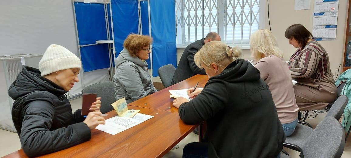 Фото «За лайк в пабликах про Россию люди просто исчезали»: в Новосибирске семьи беженцев рассказали о зверствах нацистов на Украине 2