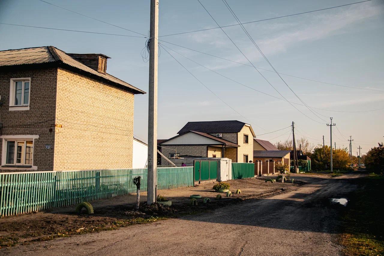 Фото Дом, в котором убил Кужилов. Как живёт новосибирский посёлок после освобождения насильника 8-летней девочки — репортаж 8