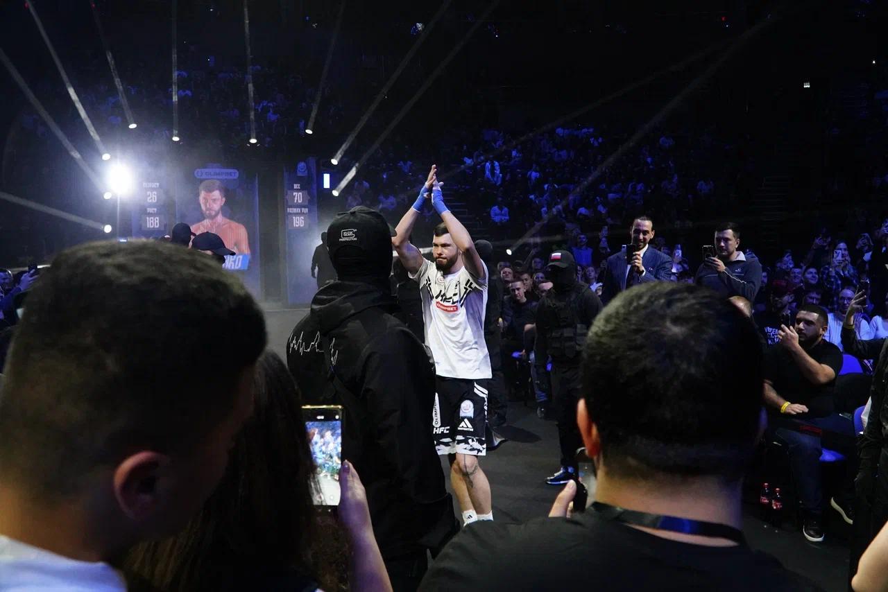 Фото Песни Пелагеи и победа Киборга. В «Сибирь-Арена» завершились бои Hardcore Fighting Championship. ФОТОРЕПОРТАЖ 6