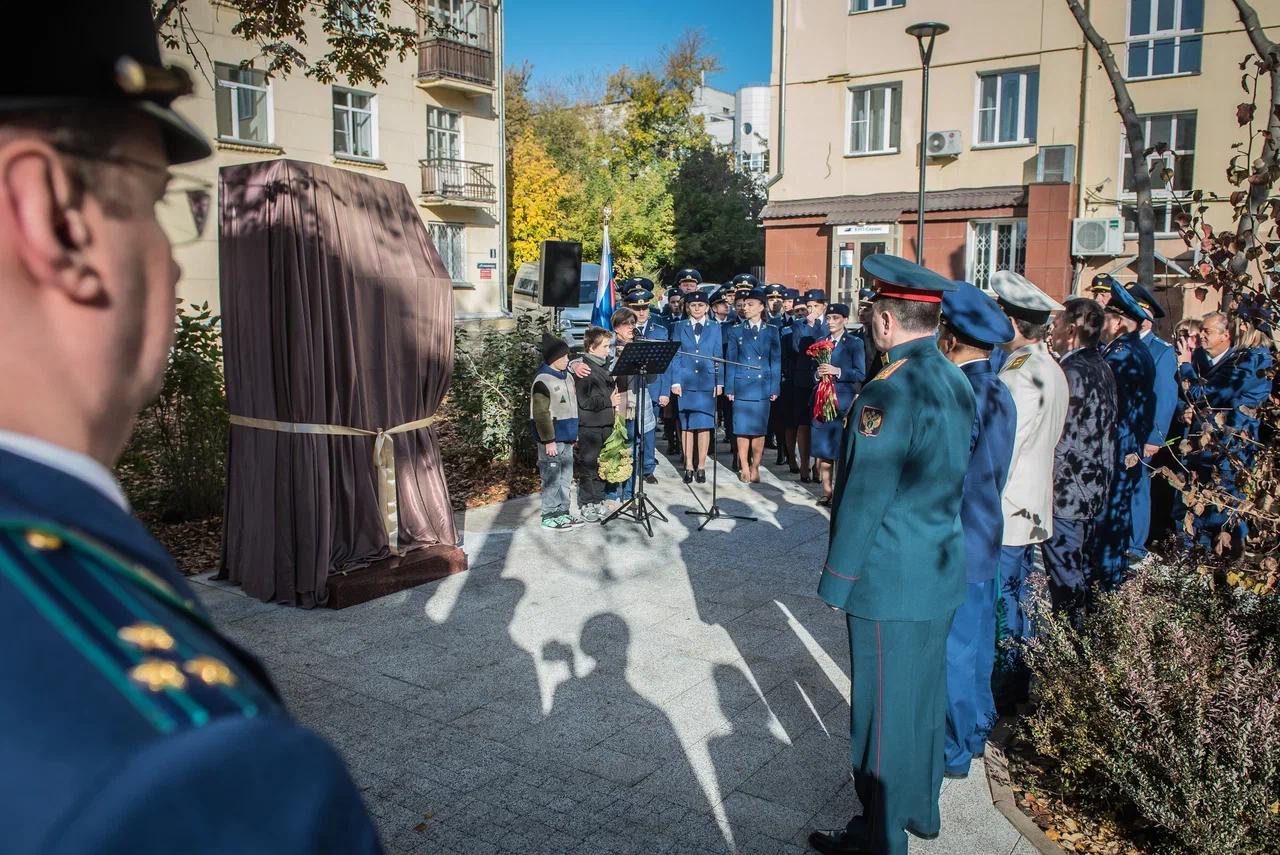 Фото В Новосибирске открыли сквер имени  участницы ВОВ  Екатерины Филимоновой. Фоторепортаж. 10