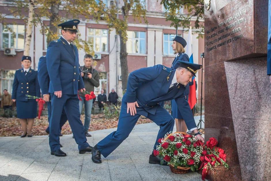 Фото В Новосибирске открыли сквер имени  участницы ВОВ  Екатерины Филимоновой. Фоторепортаж. 11