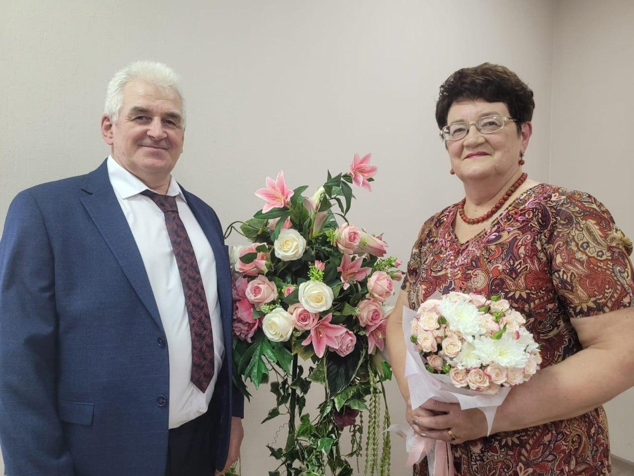 Фото В Новосибирске опубликованы фото ярких свадеб октября 2 - Сиб.ФМ Фото В Новосибирске опубликованы фото ярких свадеб октября 2