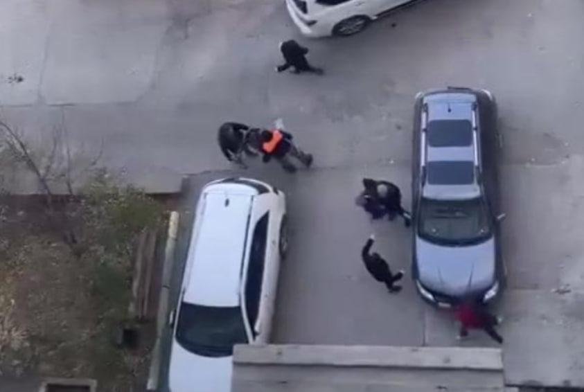 Фото Драка с мигрантами и цыгане на Хилке: главные новости Новосибирска за 23 октября 2