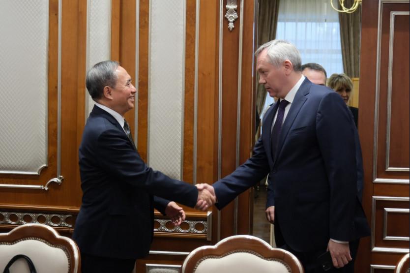 Фото Концепция взаимной открытости: Новосибирская область укрепляет межрегиональное сотрудничество с Китаем 2 - Сиб.ФМ Фото Концепция взаимной открытости: Новосибирская область укрепляет межрегиональное сотрудничество с Китаем 2