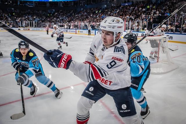 Фото Хоккейная «Сибирь» в упорной борьбе уступила «Металлургу» в овертайме: фоторепортаж 10