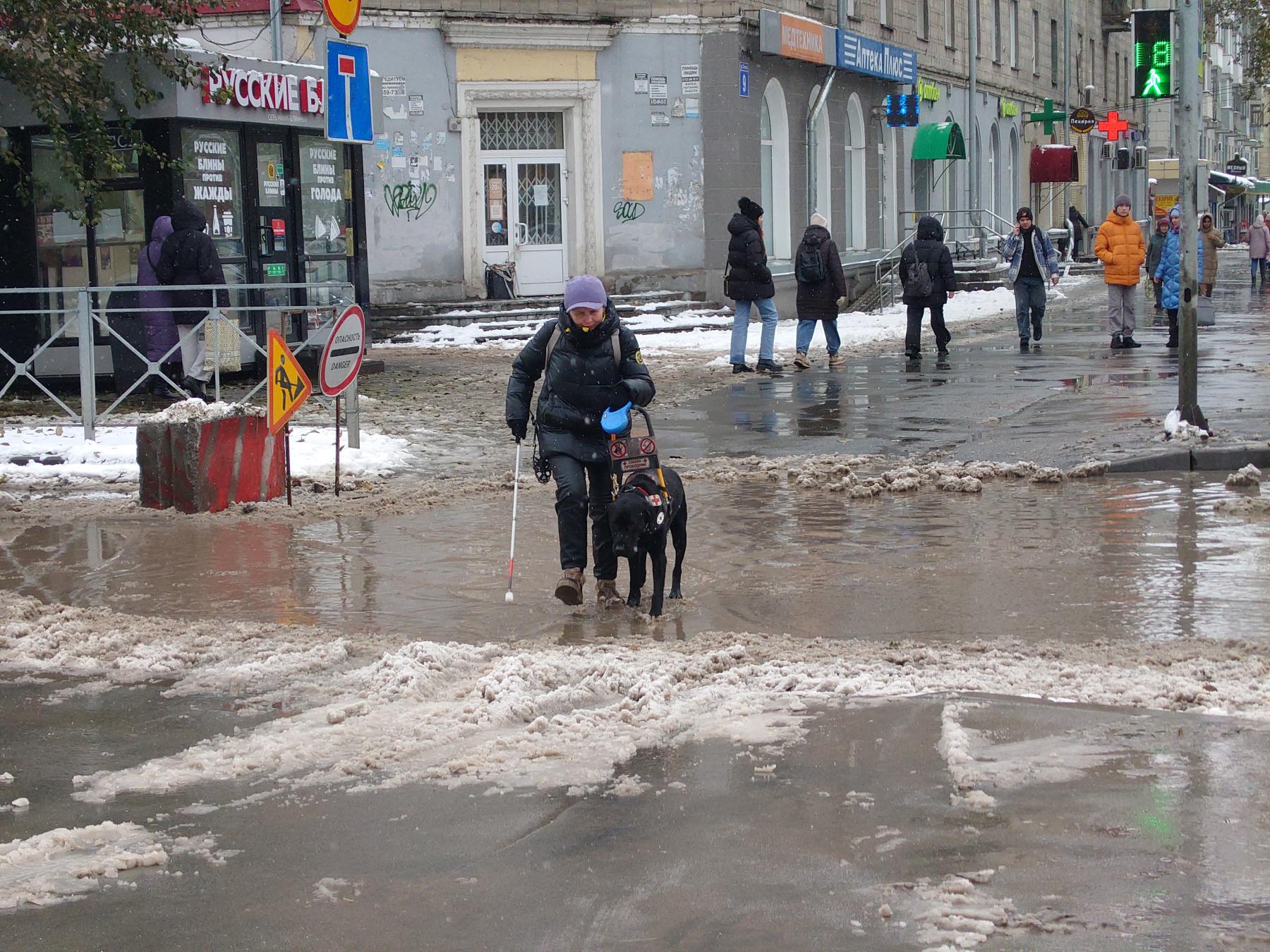 Фото Новосибирск ушел под воду после обильного снегопада. Фоторепортаж 3