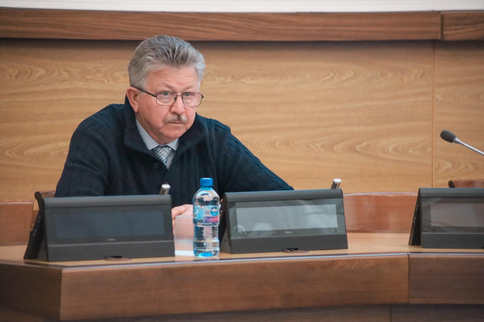 Фото Уборка снега и выполнение Постановления Правительства — обсудили депутаты на заседании комиссии по горхозу 2 - Сиб.ФМ Фото Уборка снега и выполнение Постановления Правительства — обсудили депутаты на заседании комиссии по горхозу 2