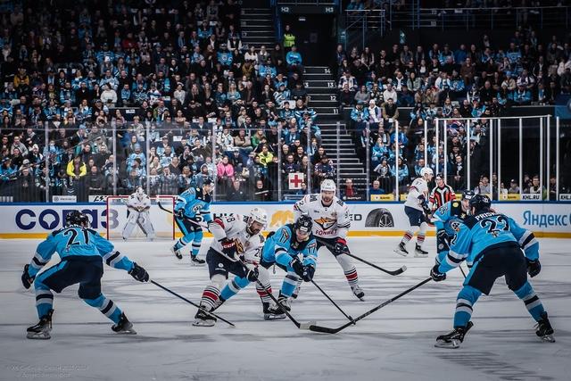 Фото Хоккейная «Сибирь» в упорной борьбе уступила «Металлургу» в овертайме: фоторепортаж 8
