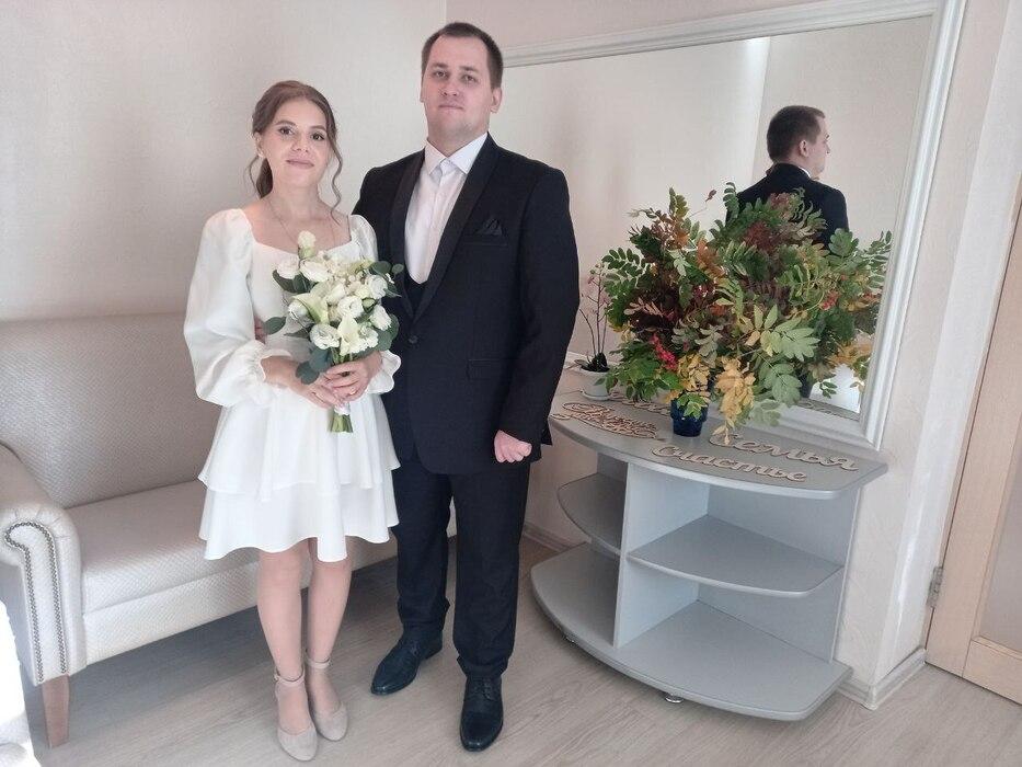 Фото «Да» осени: как новосибирские пары выбирали сентябрь для главного слова в жизни 11 - Сиб.ФМ Фото «Да» осени: как новосибирские пары выбирали сентябрь для главного слова в жизни 11