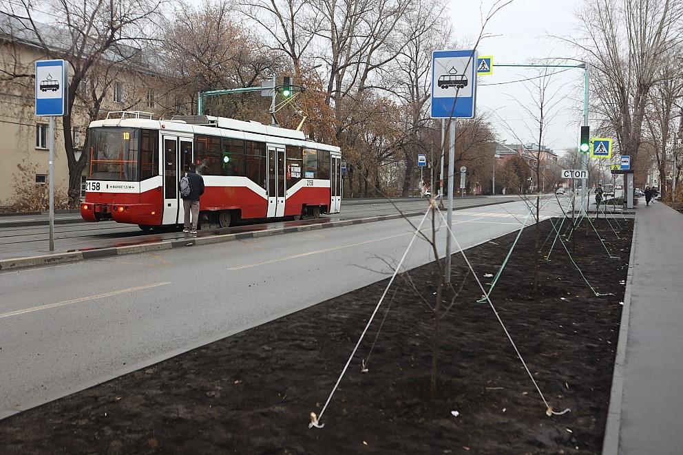 Фото Мэр Новосибирска Максим Кудрявцев завершил проверку последнего объекта дорожного ремонта, запланированного на 2025 год 4 - Сиб.ФМ Фото Мэр Новосибирска Максим Кудрявцев завершил проверку последнего объекта дорожного ремонта, запланированного на 2025 год 4