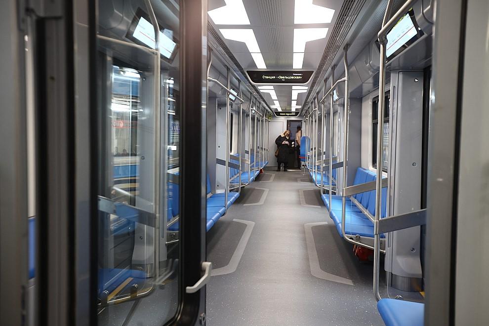 Фото Мэр Кудрявцев: новосибирский метрополитен продолжает модернизацию подвижного состава – на линию вышел новый поезд «Ермак» 3