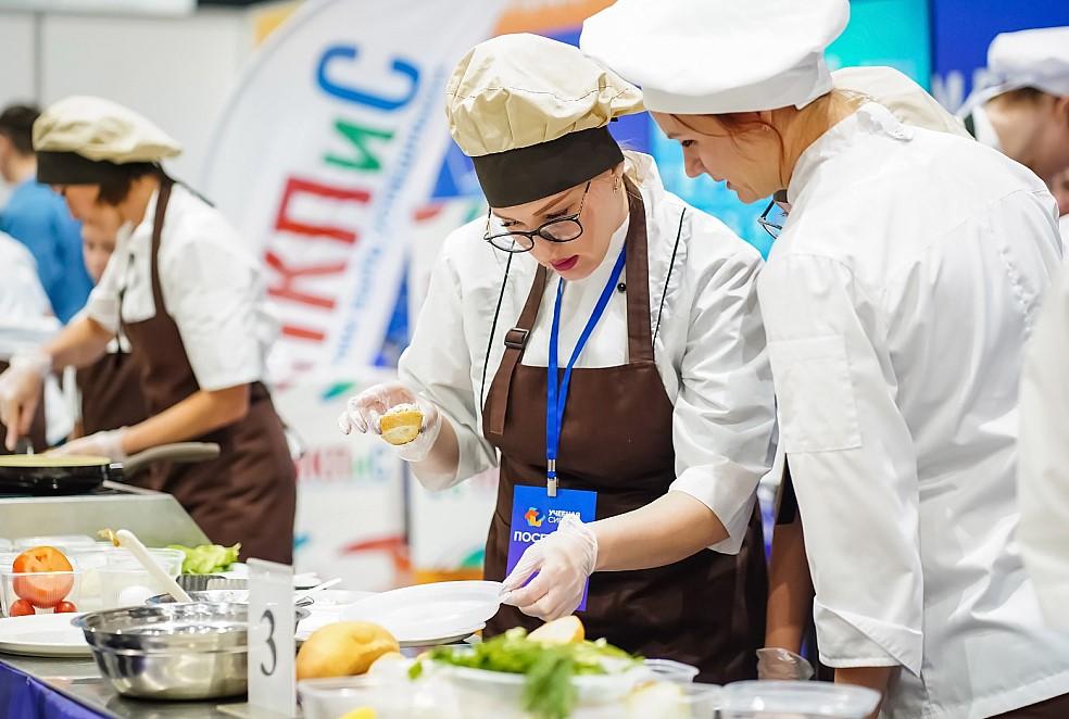 Фото Учебная Сибирь–2025: форум, где педагоги вдохновляются, дети делают первые шаги в профессию, а родители получают ответы на важные вопросы 5 - Сиб.ФМ Фото Учебная Сибирь–2025: форум, где педагоги вдохновляются, дети делают первые шаги в профессию, а родители получают ответы на важные вопросы 5