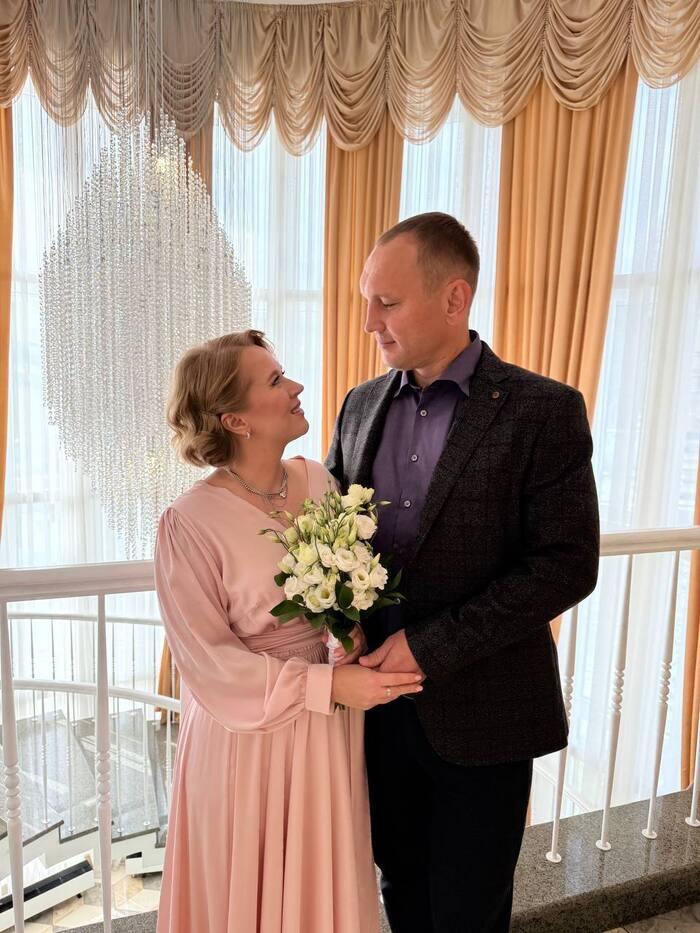 Фото «Да» осени: как новосибирские пары выбирали сентябрь для главного слова в жизни 7 - Сиб.ФМ Фото «Да» осени: как новосибирские пары выбирали сентябрь для главного слова в жизни 7