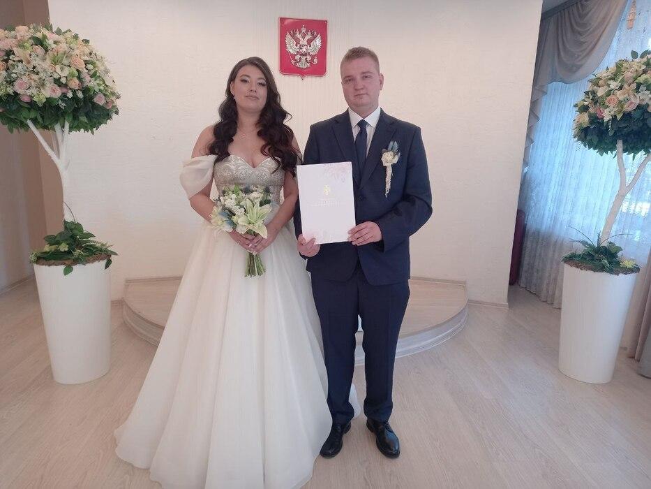 Фото «Да» осени: как новосибирские пары выбирали сентябрь для главного слова в жизни 9 - Сиб.ФМ Фото «Да» осени: как новосибирские пары выбирали сентябрь для главного слова в жизни 9