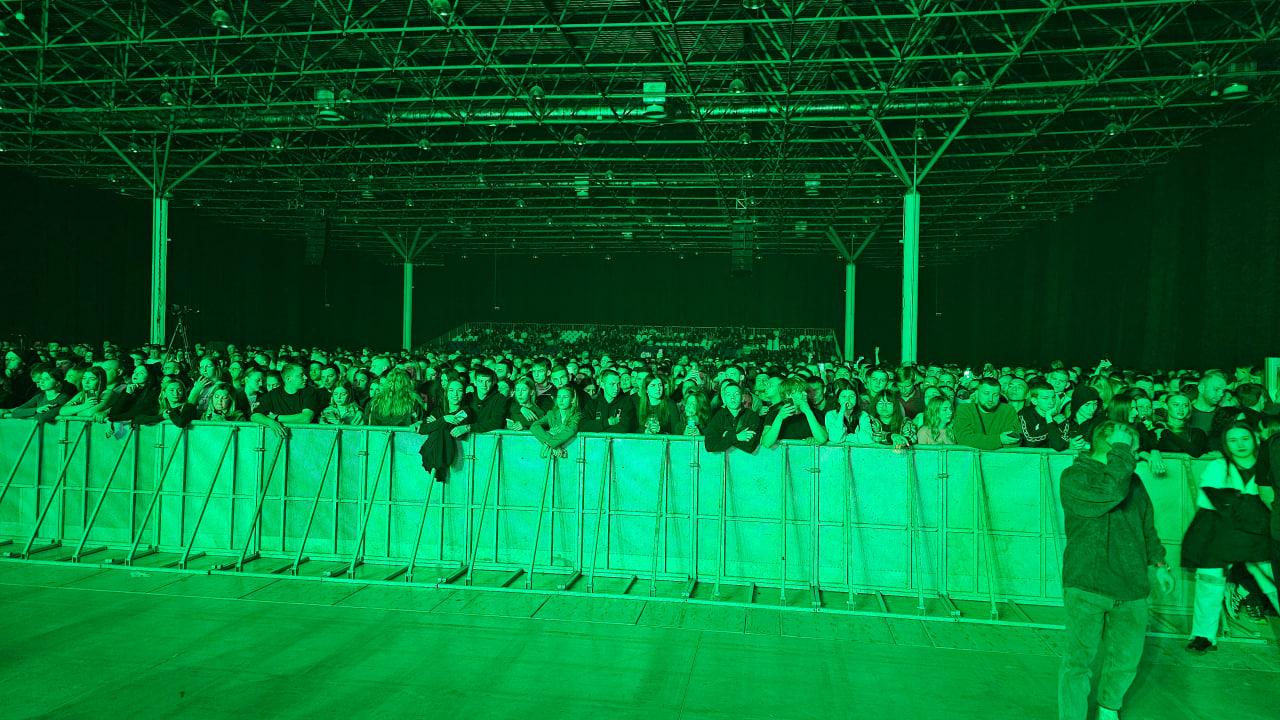 Фото «Это действительно прощальный тур. Я устал»: тысячи фанатов приехали на последний концерт Гуфа в Новосибирске. ОНЛАЙН 5 - Сиб.ФМ Фото «Это действительно прощальный тур. Я устал»: тысячи фанатов приехали на последний концерт Гуфа в Новосибирске. ОНЛАЙН 5