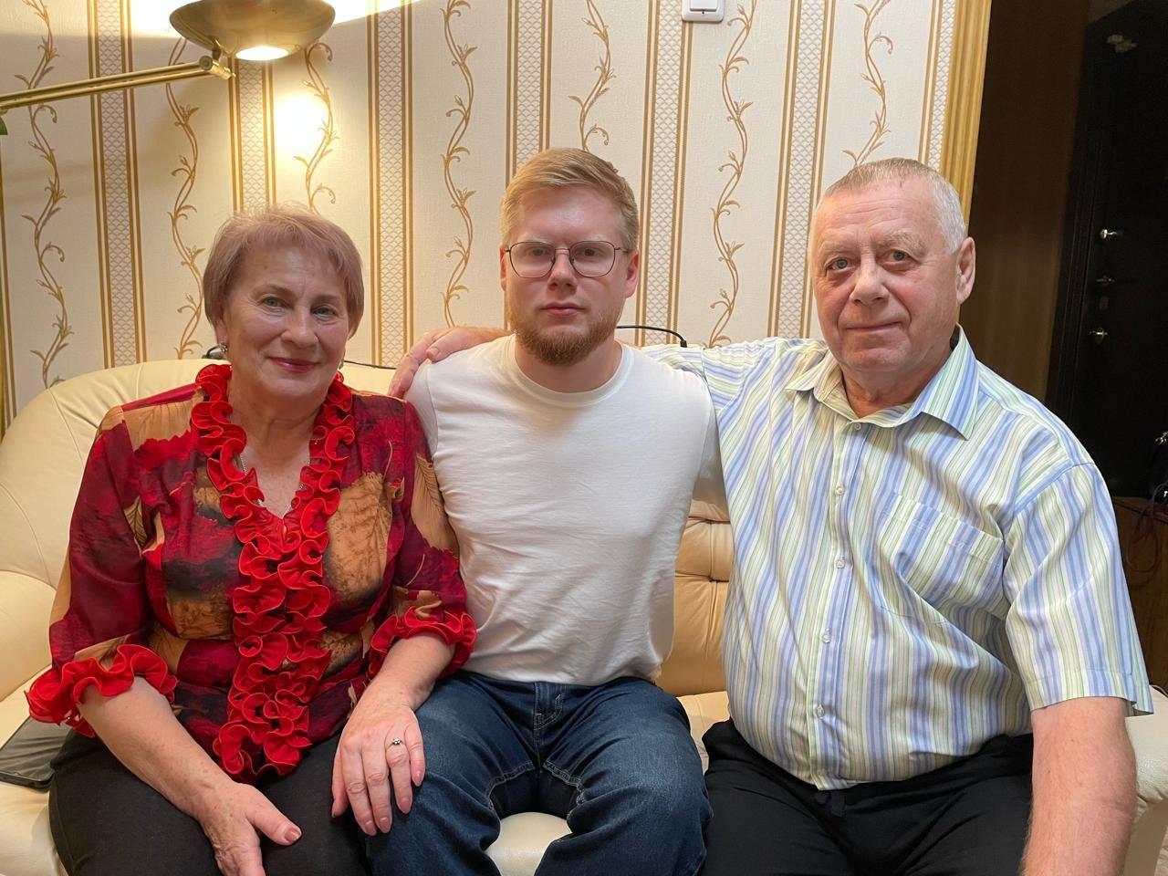 Фото В День бабушек и дедушек жители Новосибирска поделились трогательными снимками 2 - Сиб.ФМ Фото В День бабушек и дедушек жители Новосибирска поделились трогательными снимками 2