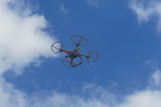 Фото 14 городов России подверглись атаке дронов ВСУ: повреждена ТЭЦ, закрыты детские сады и школы 2