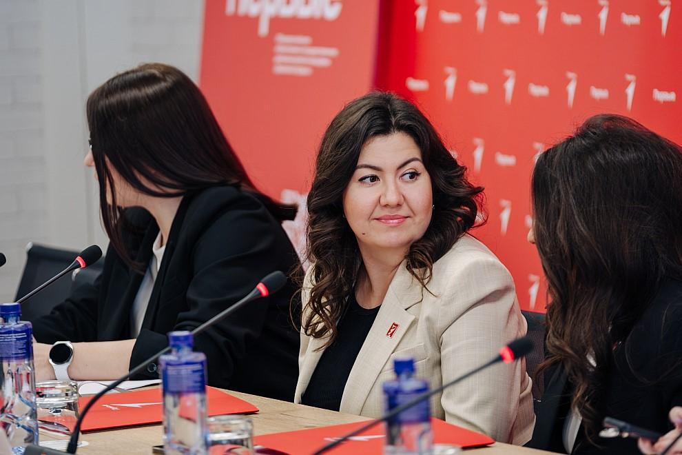 Фото На V Съезде Движения Первых приняты важные решения для детей и молодёжи 2 - Сиб.ФМ Фото На V Съезде Движения Первых приняты важные решения для детей и молодёжи 2