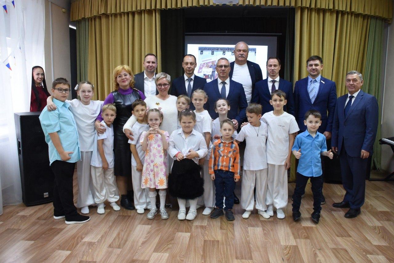 Фото В Новосибирске открыли пространство для коррекции детских речевых нарушений, построенное на средства от благотворительного забега «Достигая цели!» 4 - Сиб.ФМ Фото В Новосибирске открыли пространство для коррекции детских речевых нарушений, построенное на средства от благотворительного забега «Достигая цели!» 4