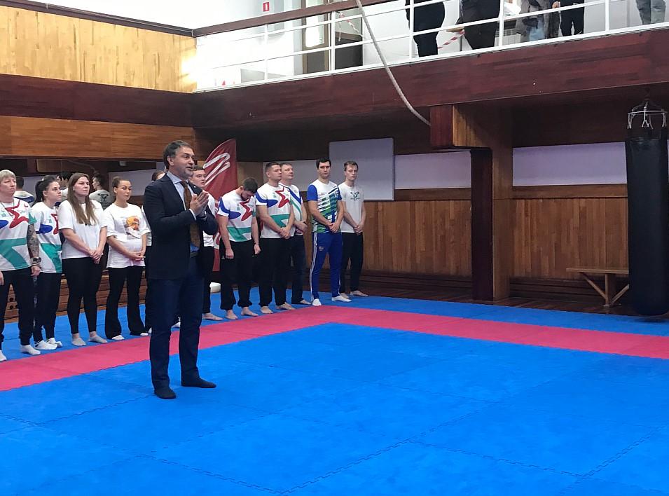 Фото В Новосибирске клуб «Успех» принял в свои ряды юных спортсменов 2 - Сиб.ФМ Фото В Новосибирске клуб «Успех» принял в свои ряды юных спортсменов 2