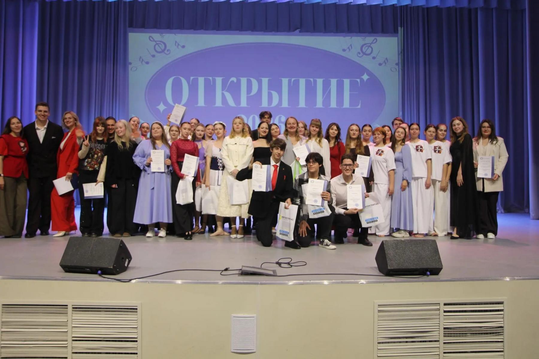 Фото Ректор НГПУ Сергей Нелюбов: «Поддержка молодых студенческих семей - один из приоритетов молодежной политики вуза» 2