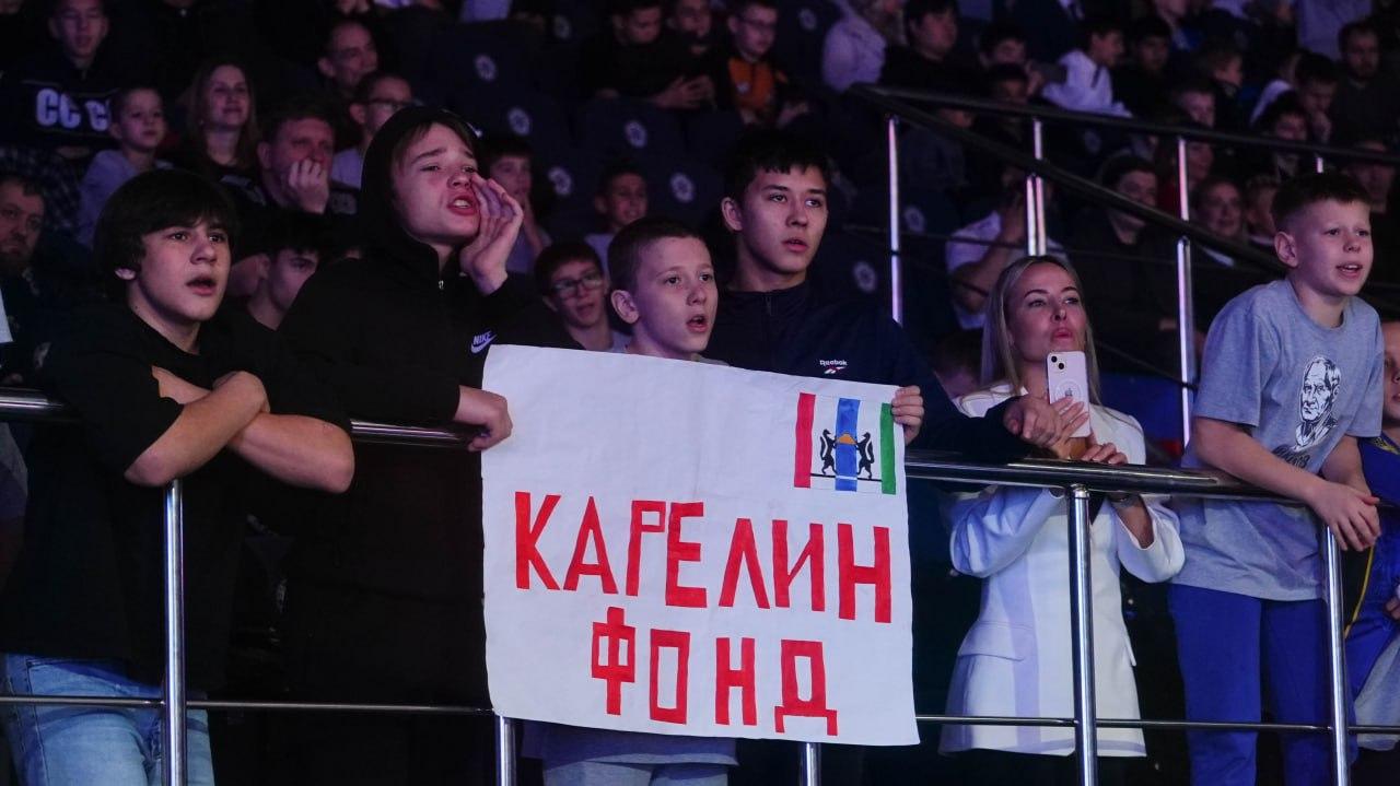 Фото Более 170 борцов, олимпийские чемпионы и яркие схватки: как прошла «Сила традиций — 2026» в Новосибирске. ФОТОРЕПОРТАЖ 8