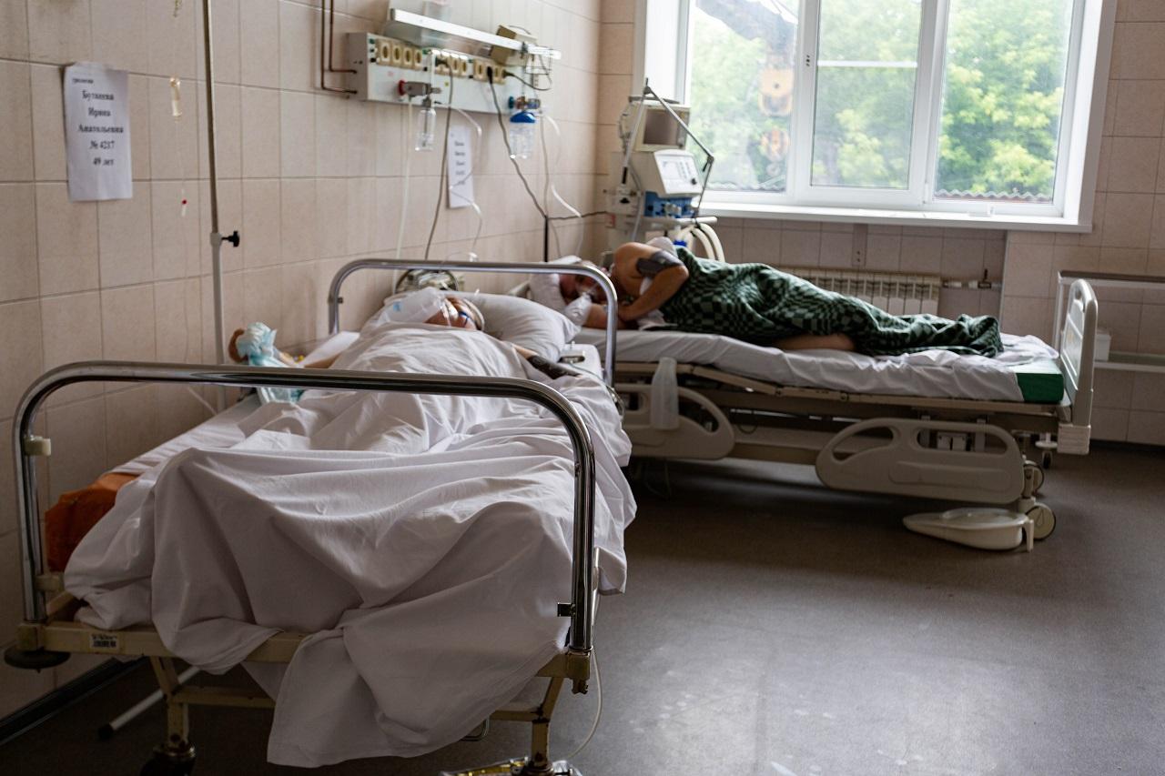 Фото Рекордная смертность от COVID-19 в России: вирусологи дают пугающие прогнозы 4