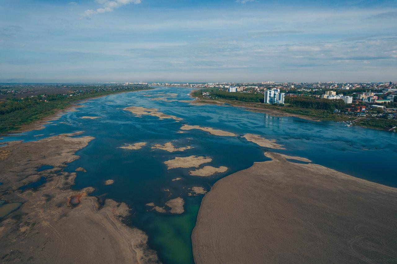 Фото В Сети появились фото рекордно обмелевшей реки Томь 2