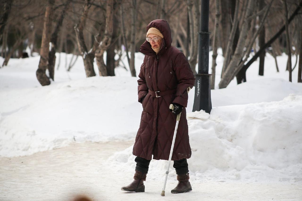 Фото «Хватит только на таблетки»: названы размеры минимальных пенсий в России в 2022 году 2