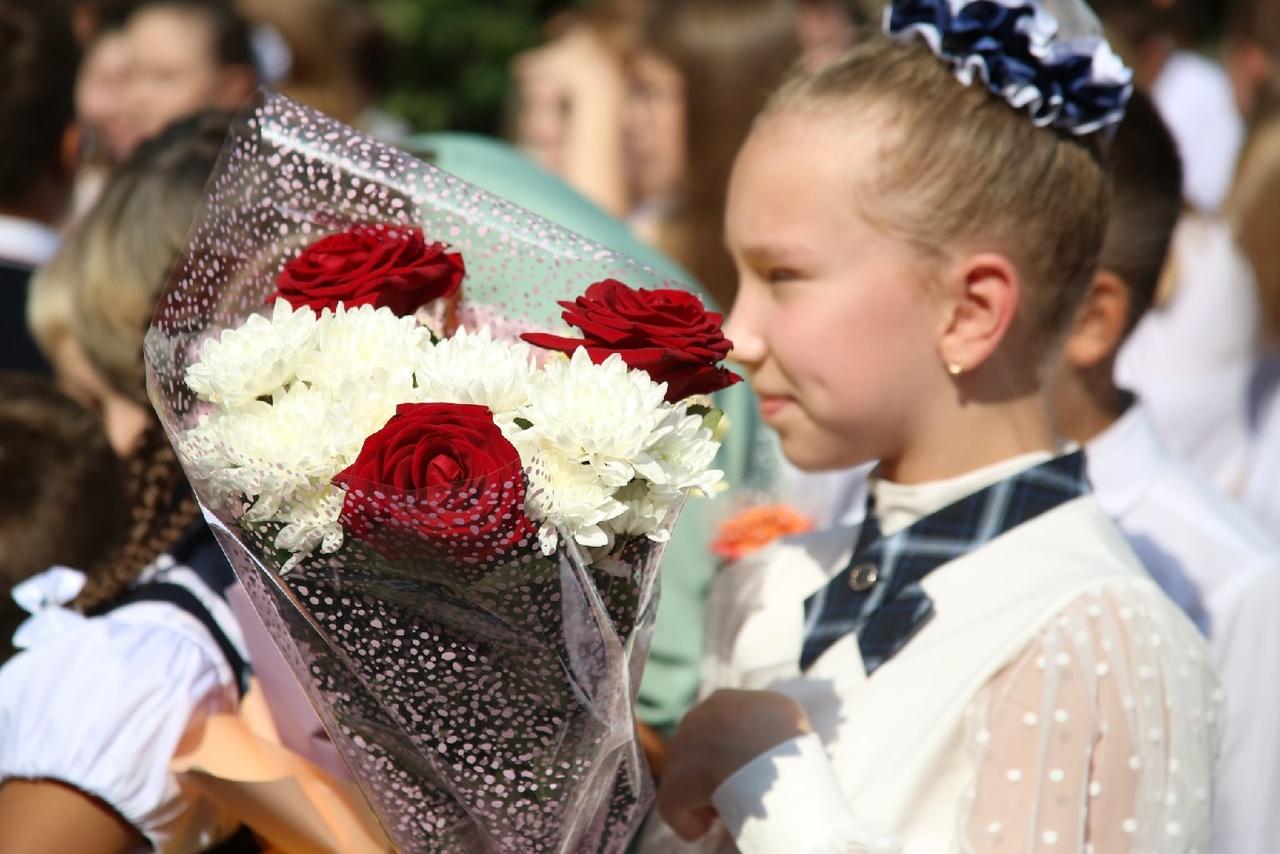 Фото Звонок не только для учителя: как в Новосибирске прошло 1 сентября 10