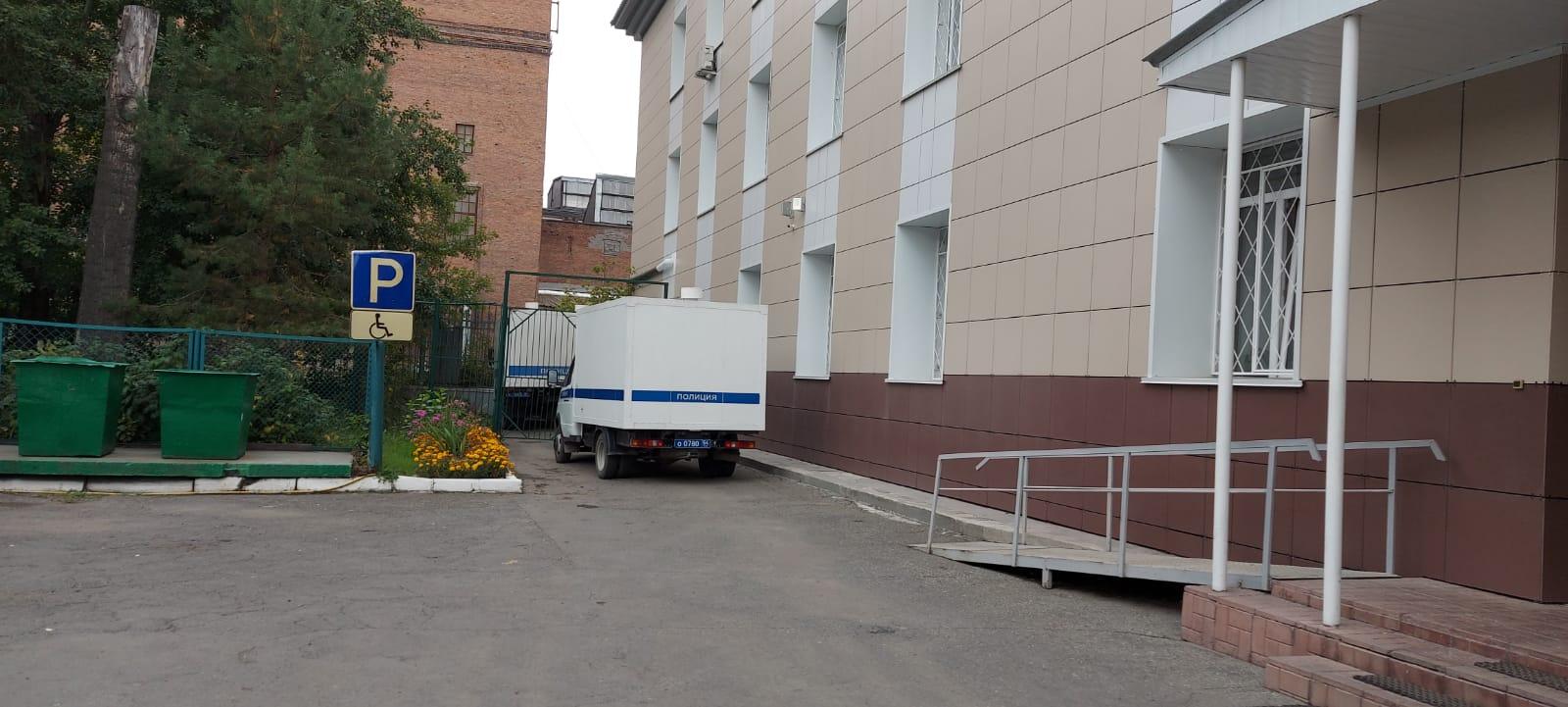Фото Камчатское дело: как в Новосибирске арестовывали директора турфирмы 