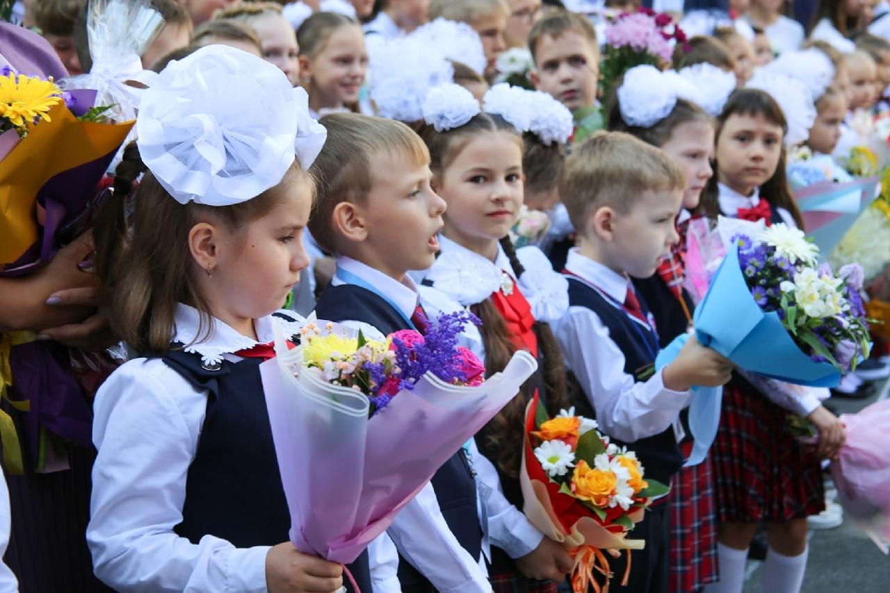 Фото Звонок не только для учителя: как в Новосибирске прошло 1 сентября 4